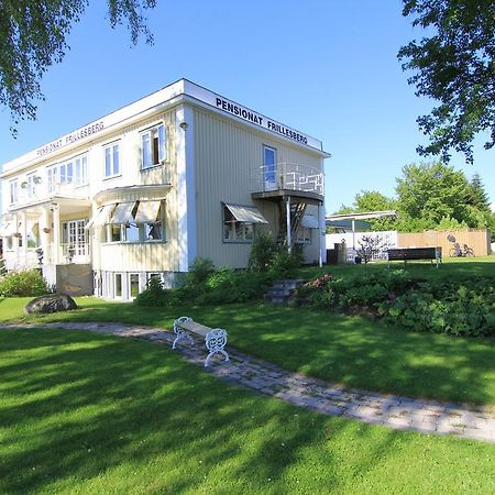 Pensionat Frillesberg Frillesas Exterior photo