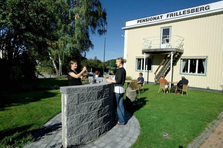 Pensionat Frillesberg Frillesas Exterior photo