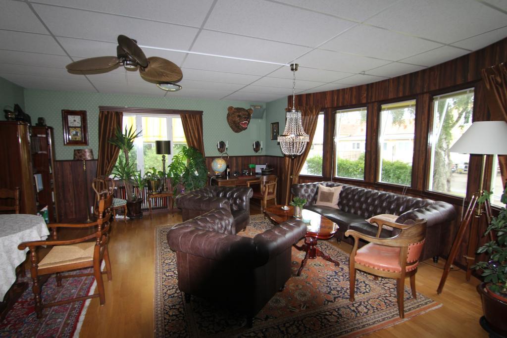 Pensionat Frillesberg Frillesas Exterior photo